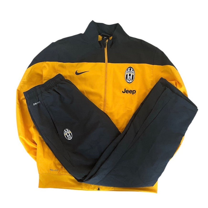 Nike Juventus Tracksuit (L)