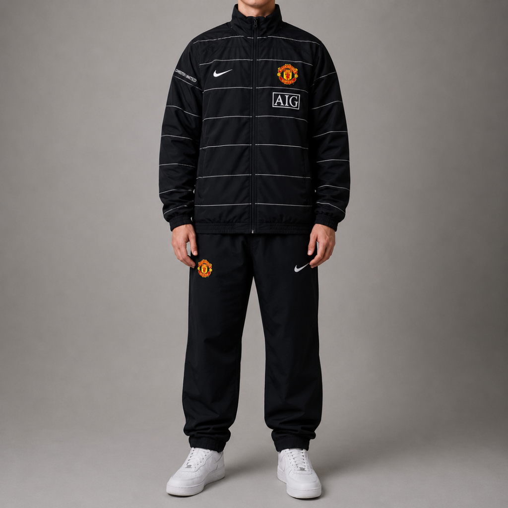 Nike Manchester United Tracksuit (S)